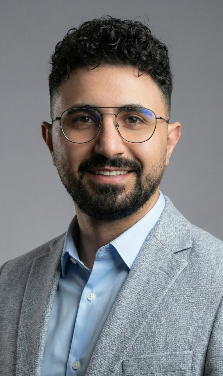 Porträt von Caglar Yildirim, KFZ-Sachverständiger